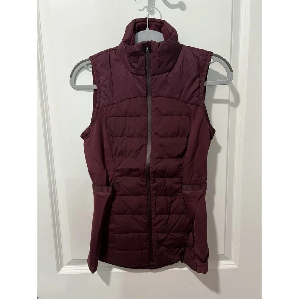 Lululemon Vest Womens Maroon Down For It All Puffer Primaloft Goose Down‎ Size 2
